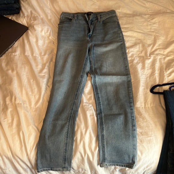 woman’s jeans - Picture 1 of 1